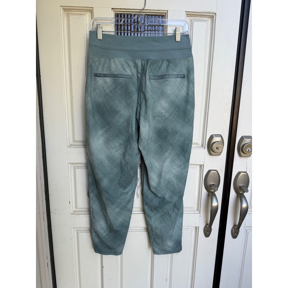 Athleta Nolita Slim Tapered Printed Crop Pants Blue Green Pattern Size 8 - Picture 4 of 7